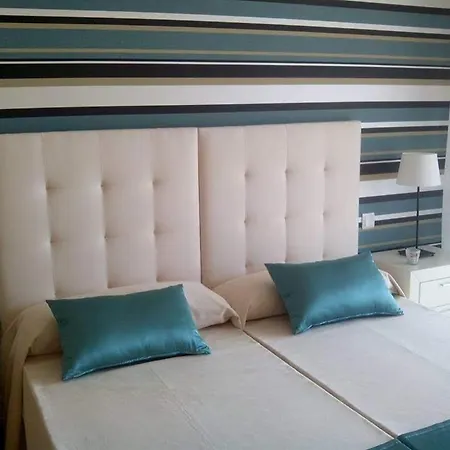 New Luxury 3 Beds Private Pool Garden Inside And Country Club * Estepona